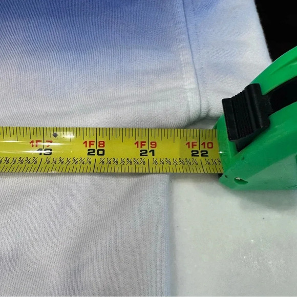 Vineyard Vines Women’s Ombré Blue Sweatshirt Size Small - Picture 3 of 8